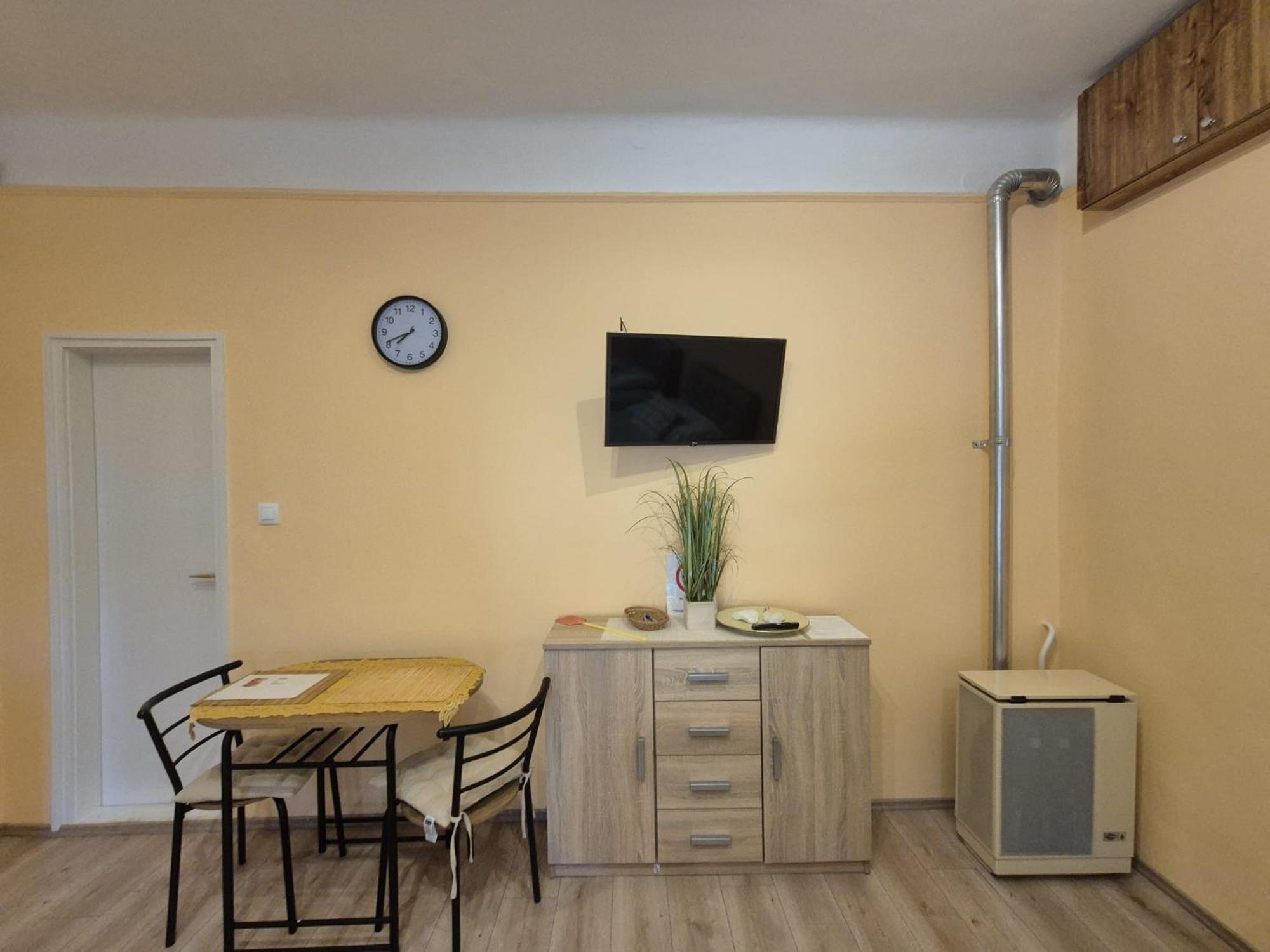 Szahara Vendeghaz Apartment Kerekegyhaza Bagian luar foto